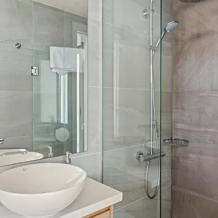 Serenity Waves 12 Villa