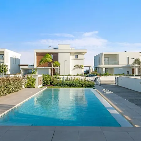 Serenity Waves 12 Villa