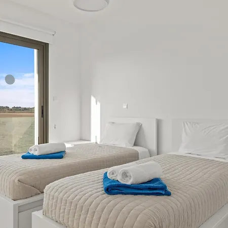 Serenity Waves 12 Villa *