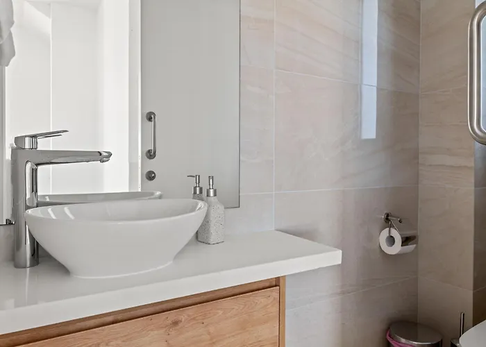 Serenity Waves 12 Villa